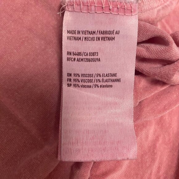 🍓American Eagle 'Favorite T' Rose Pink V-Neck Tee (Size S)🍓 - Picture 5 of 5